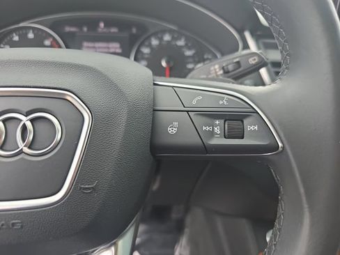 Used 2023 Audi Q5 Premium w/ Convenience Package AWD/4WD image 21
