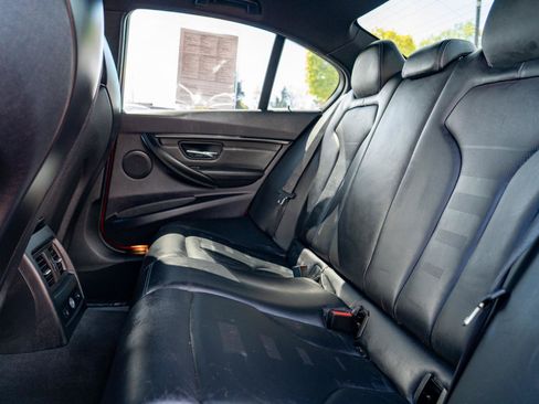 Used 2015 BMW M3 RWD image 18