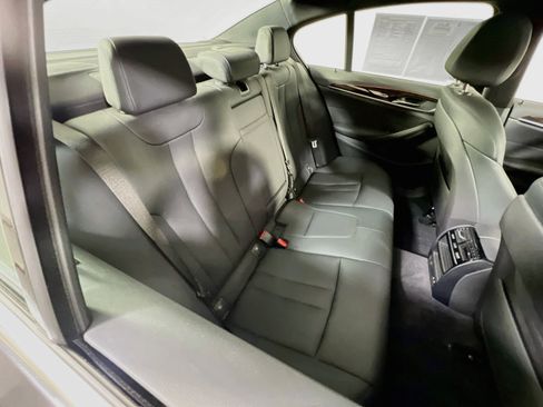 Used 2020 BMW 530i xDrive w/ Convenience Package AWD/4WD image 27