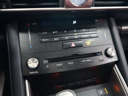 Used 2017 Lexus IS 300 F Sport w/ F Sport Package AWD/4WD image 39
