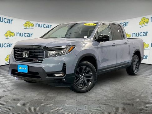 Used 2023 Honda Ridgeline Sport image 3