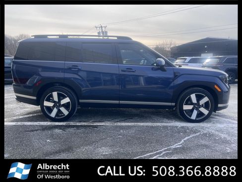 Used 2025 Hyundai Santa Fe Limited image 6