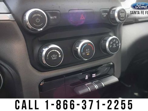 Used 2021 RAM 1500 Big Horn RWD image 40