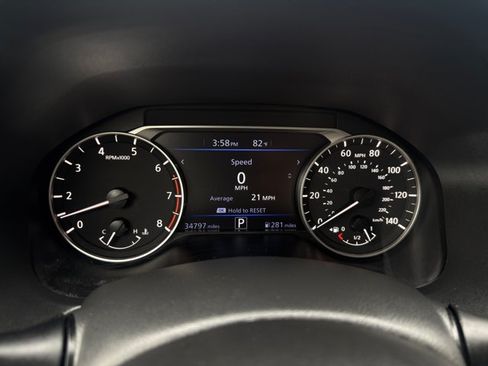 Used 2025 Nissan Altima 2.5 SV FWD image 16