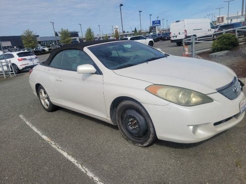 Used 2004 Toyota Solara SLE image 1