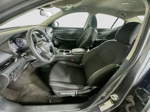 Used 2025 Nissan Sentra S FWD image 13