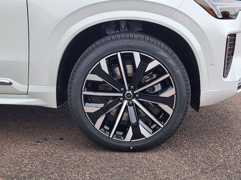 New 2026 Volvo XC90 T8 Plus w/ Protection Package AWD/4WD image 30