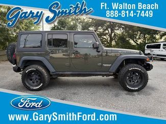 Used 2015 Jeep Wrangler Unlimited Rubicon w/ Connectivity Group AWD/4WD video 1