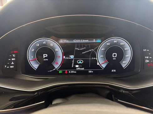 Used 2021 Audi Q7 AWD/4WD image 24