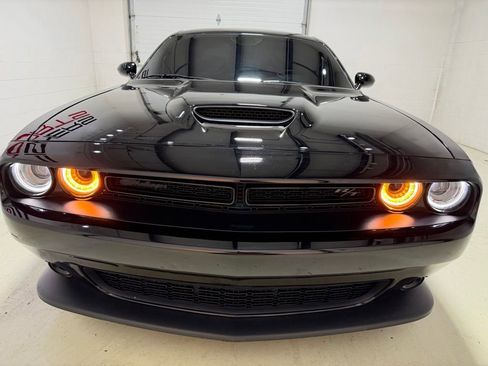 Used 2022 Dodge Challenger R/T w/ Blacktop Package RWD image 4