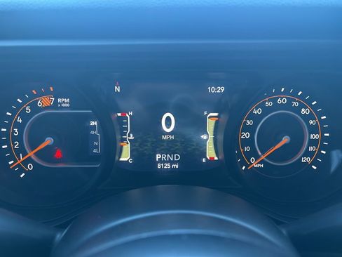 Used 2024 Jeep Wrangler Sport S image 25