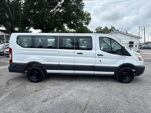Used 2018 Ford Transit 350 XLT RWD image 4