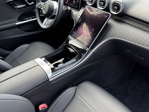 Used 2023 Mercedes-Benz C 300 Sedan image 15