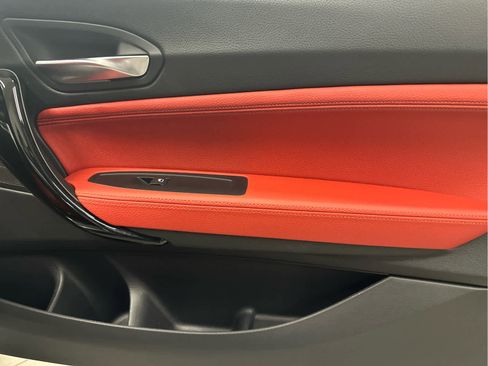 Used 2017 BMW 230i Convertible image 18