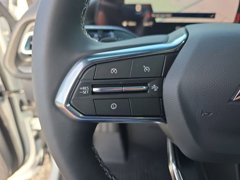 New 2026 Chevrolet Traverse LT w/ Sun and Wheel Package image 28