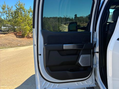 New 2026 Ford F250 Platinum image 30