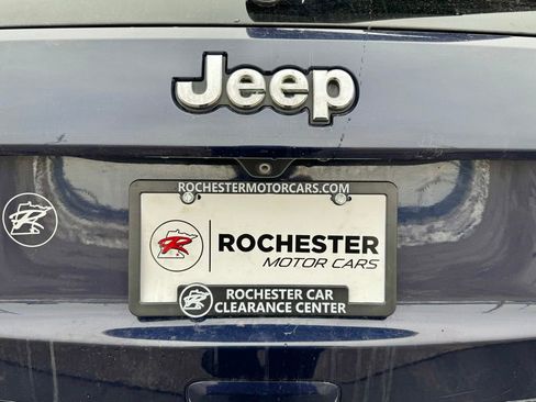 Used 2014 Jeep Grand Cherokee Limited w/ Luxury Group II AWD/4WD image 44