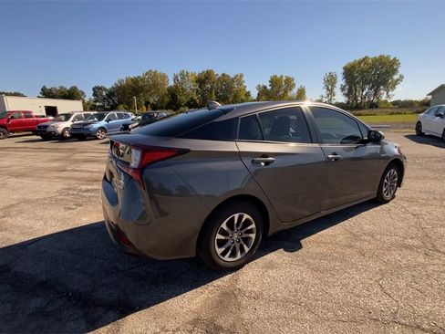 Used 2019 Toyota Prius Limited image 8