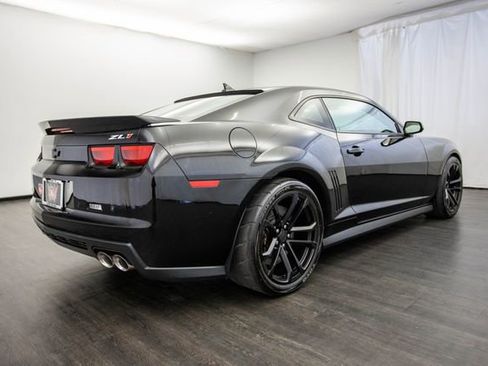 Used 2012 Chevrolet Camaro ZL1 RWD image 25