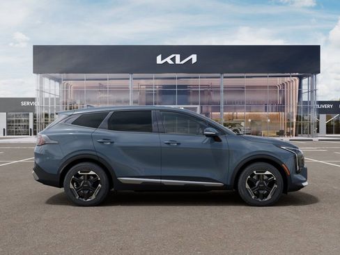 New 2026 Kia Sportage S AWD/4WD image 7
