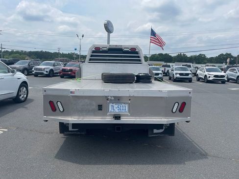 Used 2022 Ford F550 4x4 Crew Cab Super Duty image 6