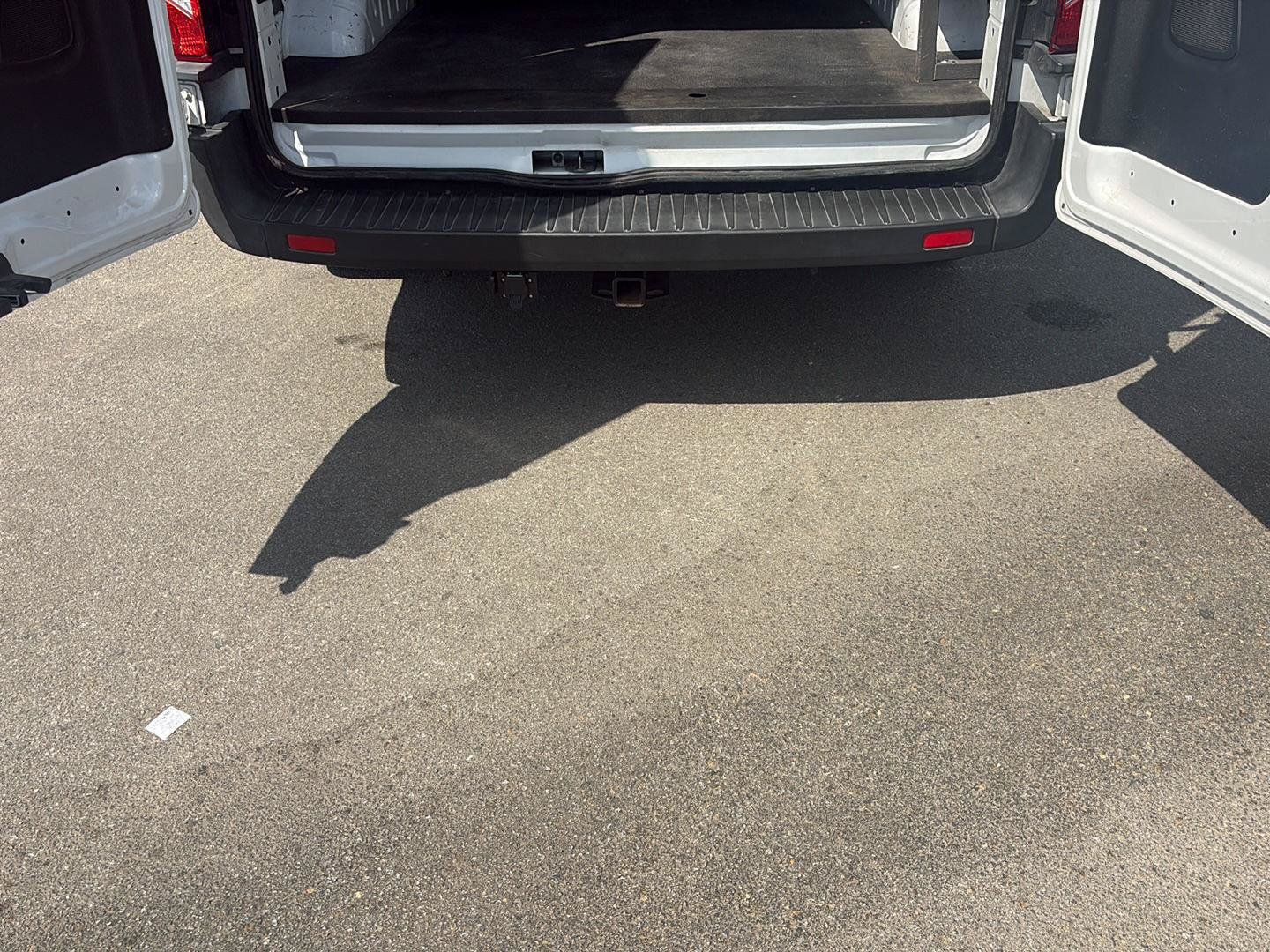 Used 2023 Ford E-Transit Medium Roof RWD image 17