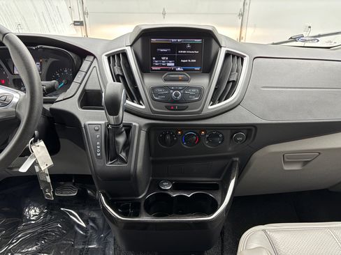Used 2015 Ford Transit 150 130 Low Roof w/ Exterior Upgrade Package RWD image 26