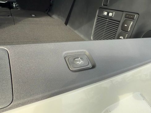 New 2025 Ford Expedition Max Platinum w/ Stealth Performance Package image 45