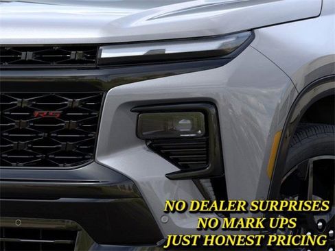 New 2026 Chevrolet Traverse RS w/ LPO, Floor Liner Package image 10