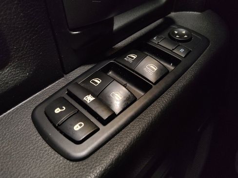 Used 2019 RAM 1500 Tradesman w/ Tradesman SXT Package RWD image 27