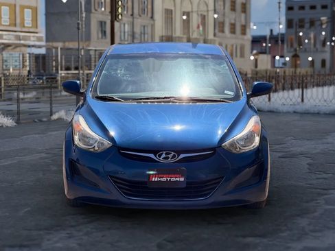 Used 2016 Hyundai Elantra SE FWD image 2