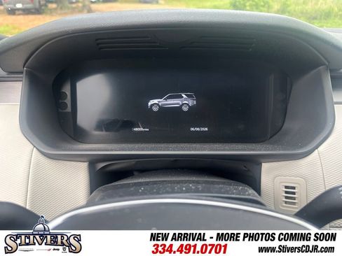 Used 2021 Land Rover Discovery S R-Dynamic AWD/4WD image 12