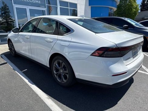 Used 2023 Honda Accord EX image 4
