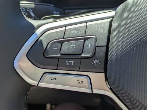 New 2026 Volkswagen Atlas SE FWD image 26