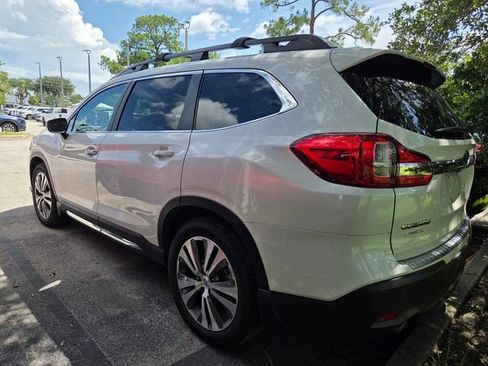 Used 2021 Subaru Ascent Limited w/ Technology Package AWD/4WD image 4
