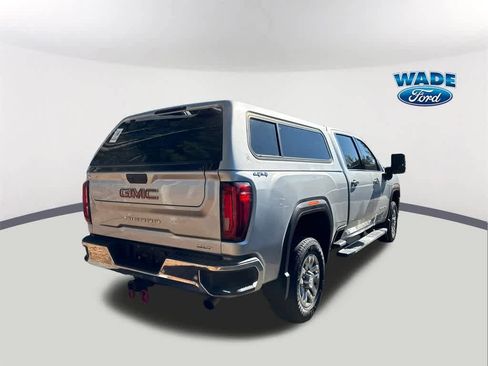 Used 2021 GMC Sierra 2500 SLT w/ SLT Premium Package image 4