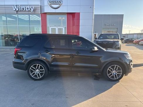 Used 2016 Ford Explorer Sport w/ Equipment Group 401A AWD/4WD image 10