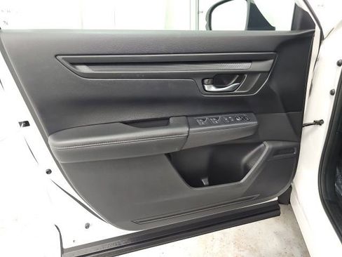 Used 2023 Honda CR-V EX image 12
