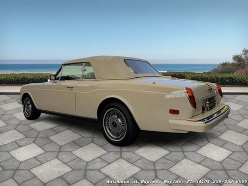 Used 1990 Rolls-Royce Corniche III RWD image 27