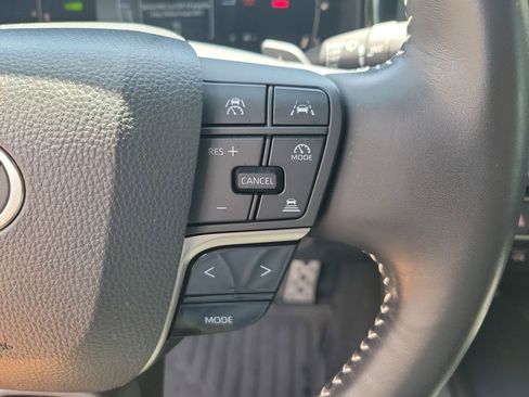 Used 2025 Toyota Camry SE FWD image 21