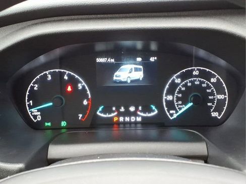 Used 2024 Ford Transit 350 XLT image 13