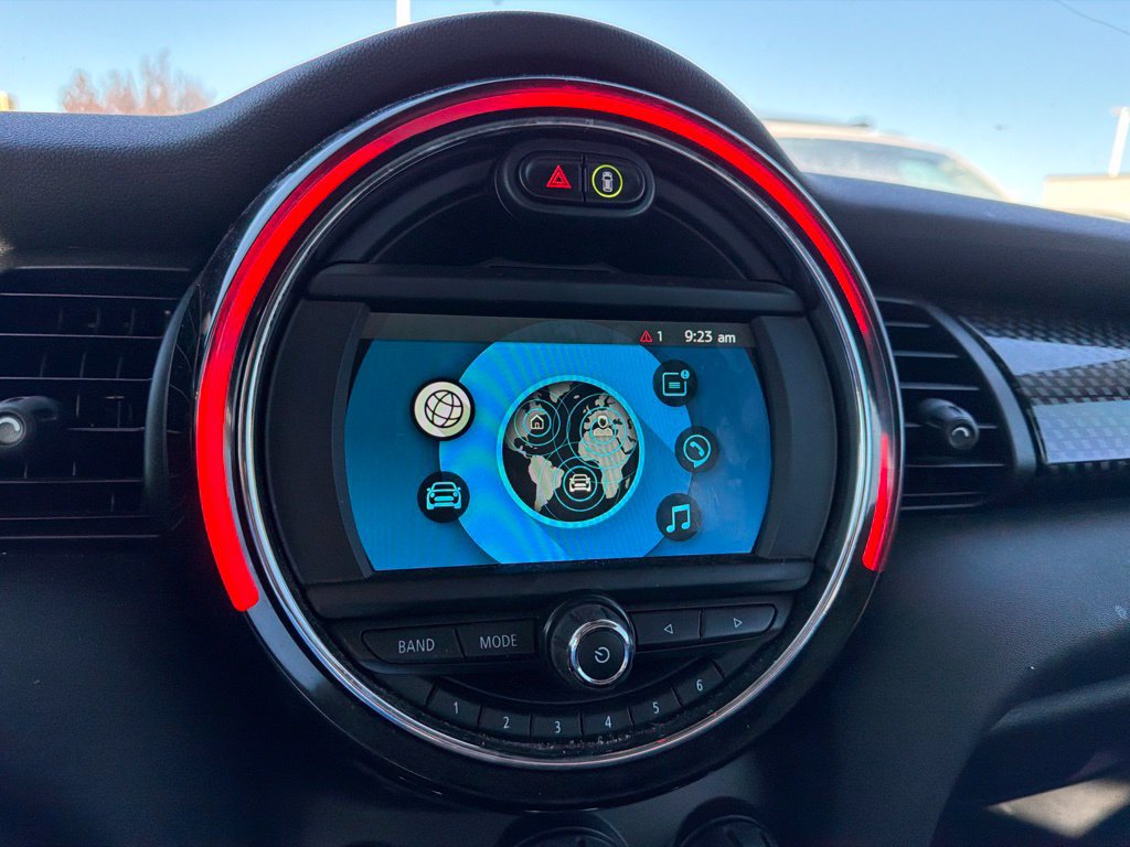Used 2019 MINI Cooper S FWD image 15