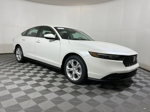 New 2026 Honda Accord LX image 6