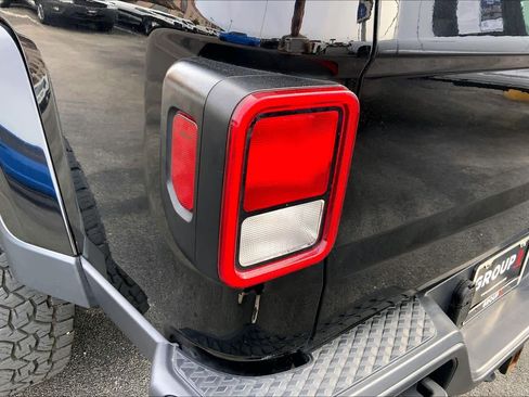 Used 2021 Jeep Gladiator Overland image 23