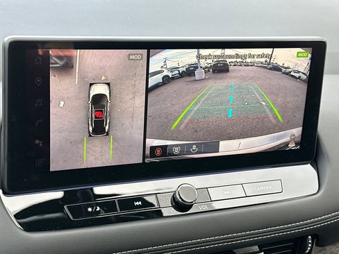 New 2026 Nissan Rogue Platinum w/ Platinum Premium Package image 17