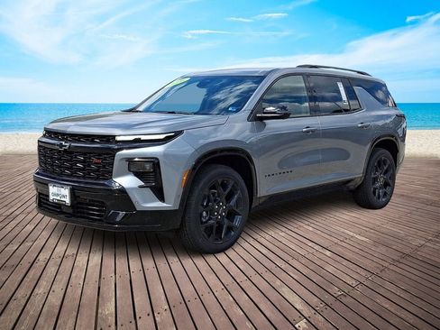 New 2026 Chevrolet Traverse RS FWD image 2
