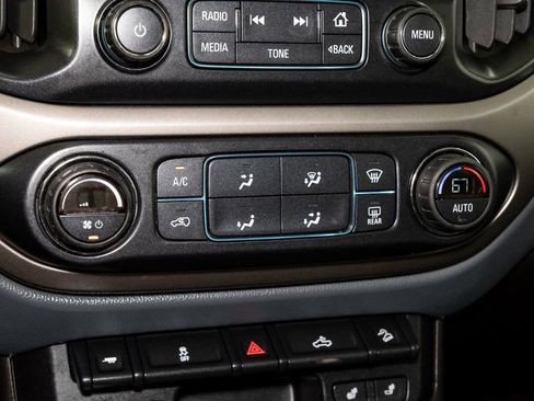 Used 2016 Chevrolet Colorado Z71 AWD/4WD image 19