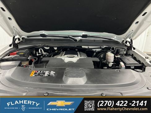 Used 2020 Cadillac Escalade Luxury AWD/4WD image 16
