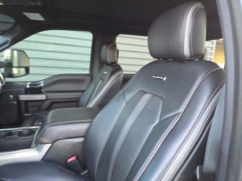 Used 2020 Ford F450 Platinum w/ FX4 Off-Road Package image 10