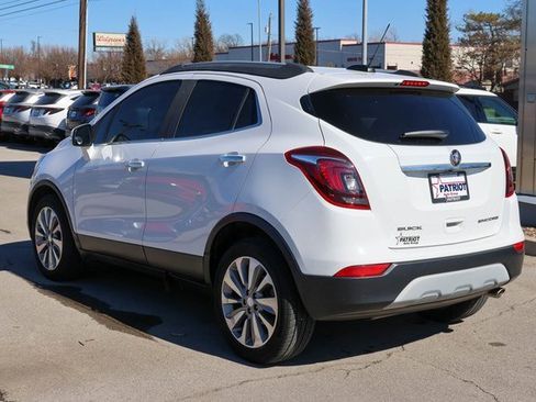 Used 2018 Buick Encore Preferred image 5